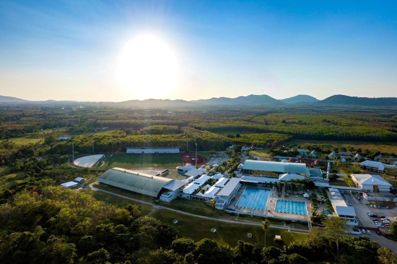 Thanyapura Sports & Health Resort Thalang Buitenkant foto